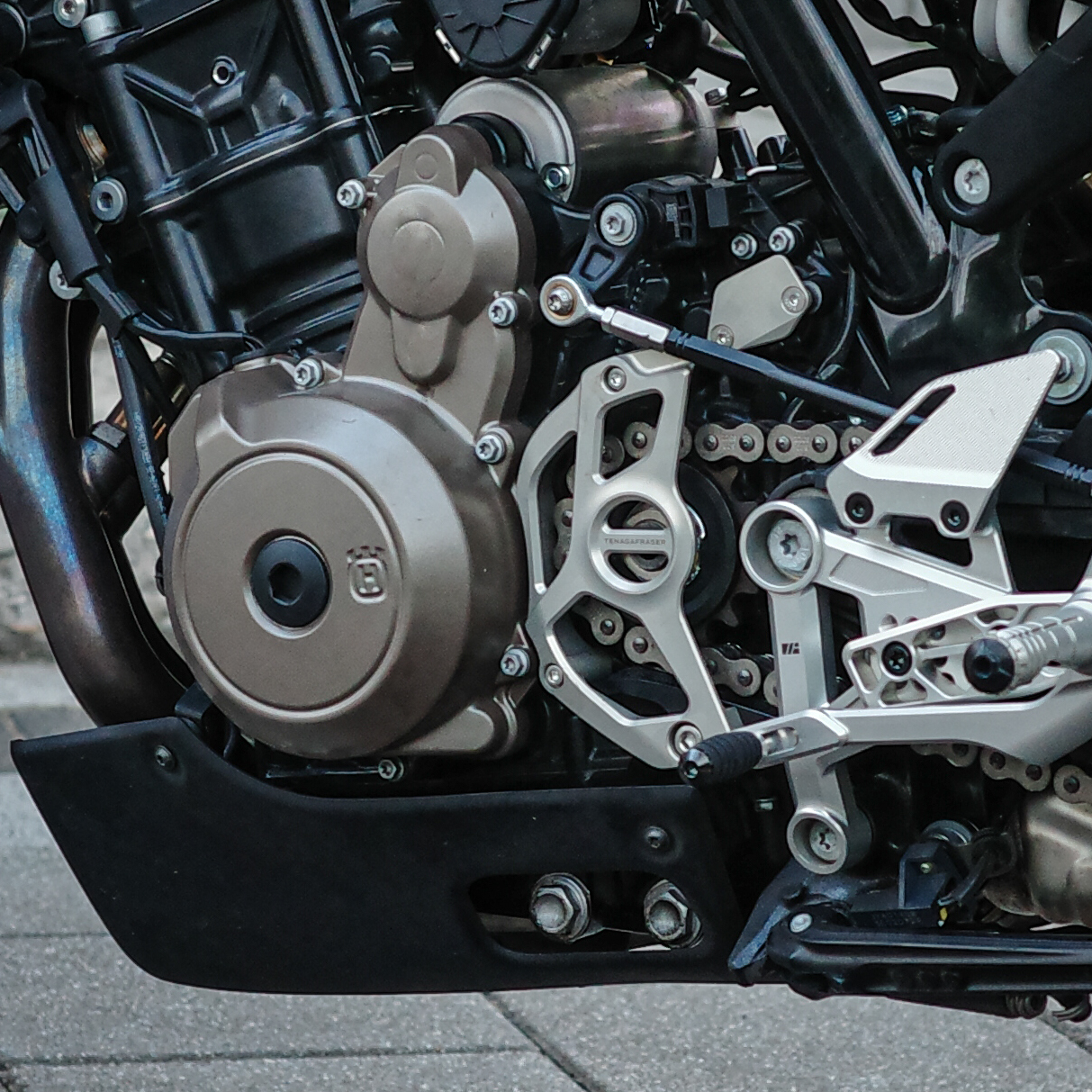 SARANG Sprocket Guard for Husqvarna Svartpilen/Vitpilen 801